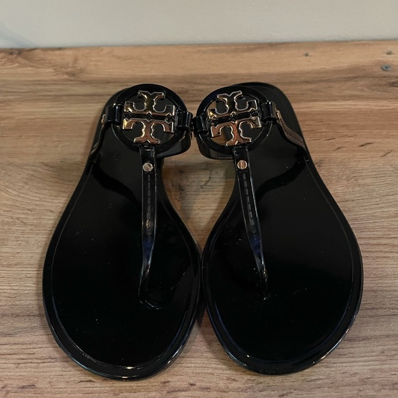 Tory Burch Mini Miller Jelly Thong Sandal - Picture 5 of 5